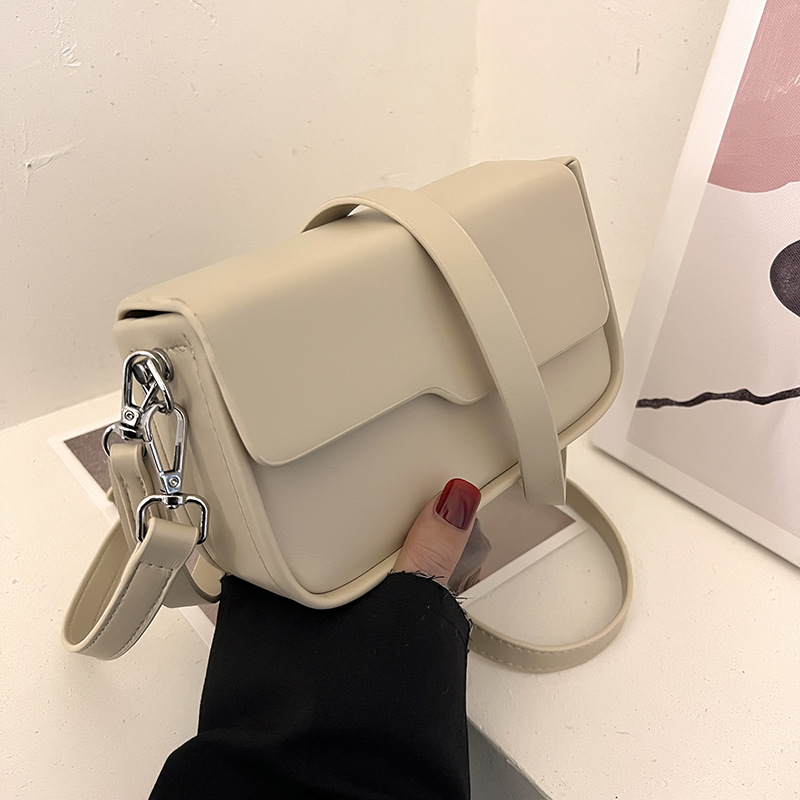 Schultertasche für Damen ⎜ Schlichte Baguette-Form mit verstellbarem Riemen für Alltag und Freizeit