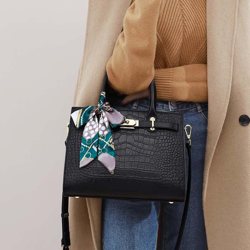 Damen Handtasche mit Krokodilprägung ⎜ Geräumige Tragetasche mit Eleganter Optik und Stilvollem Schal