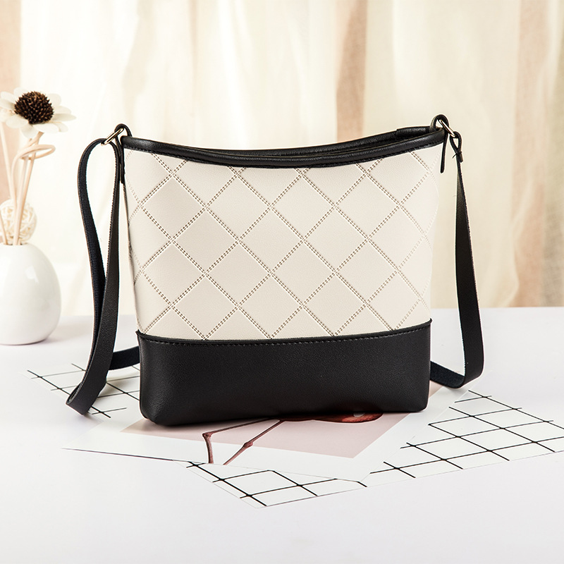 Umhängetasche für Damen ⎜ Schultertasche mit Rautenmuster und Retro-Design für Alltag und Freizeit