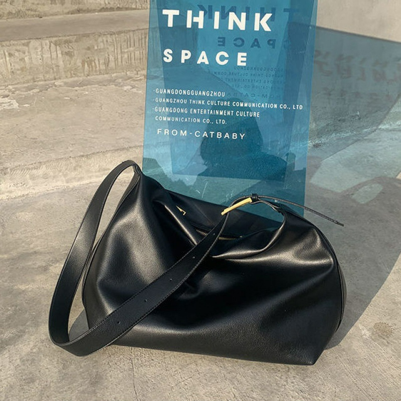 Crossbody Bag für Damen mit viel Stauraum ⎜ Schlichte Umhängetasche für Alltag, Reisen und City-Outfits