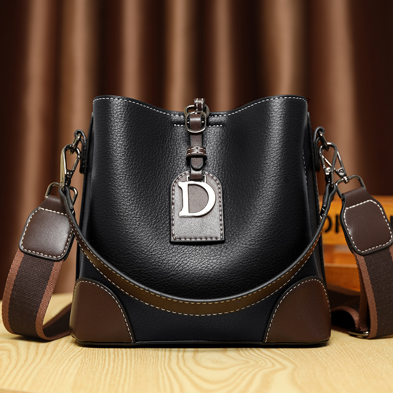 Umhängetasche für Damen ⎜ Modisches Design mit robustem Leder und verstellbarem Schulterriemen