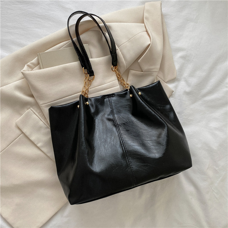 Shopper Tasche mit Kettenriemen ⎜ Große Tragetasche für Damen aus Weichem Material und Viel Stauraum