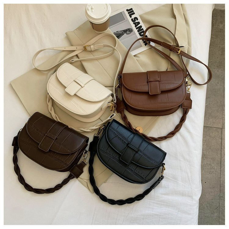 Damen Schultertasche mit Flechtgriff ⎜ Elegante Umhängetasche in Steinoptik mit praktischem Verschluss