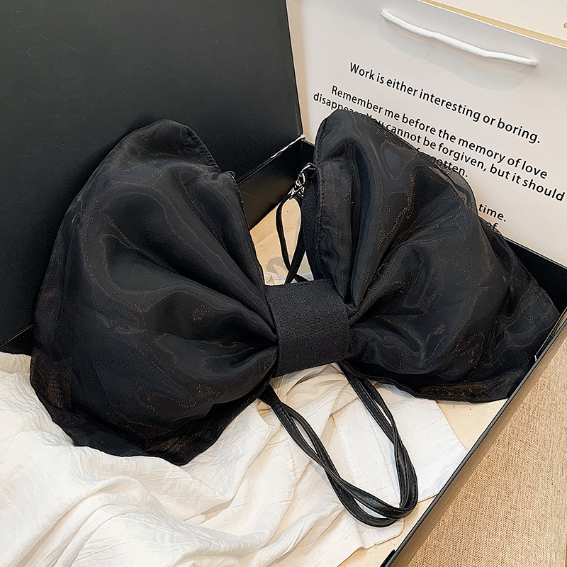 Schultertasche für Damen ⎜ Modische Umhängetasche in Schleifenform für besondere Anlässe und Alltag