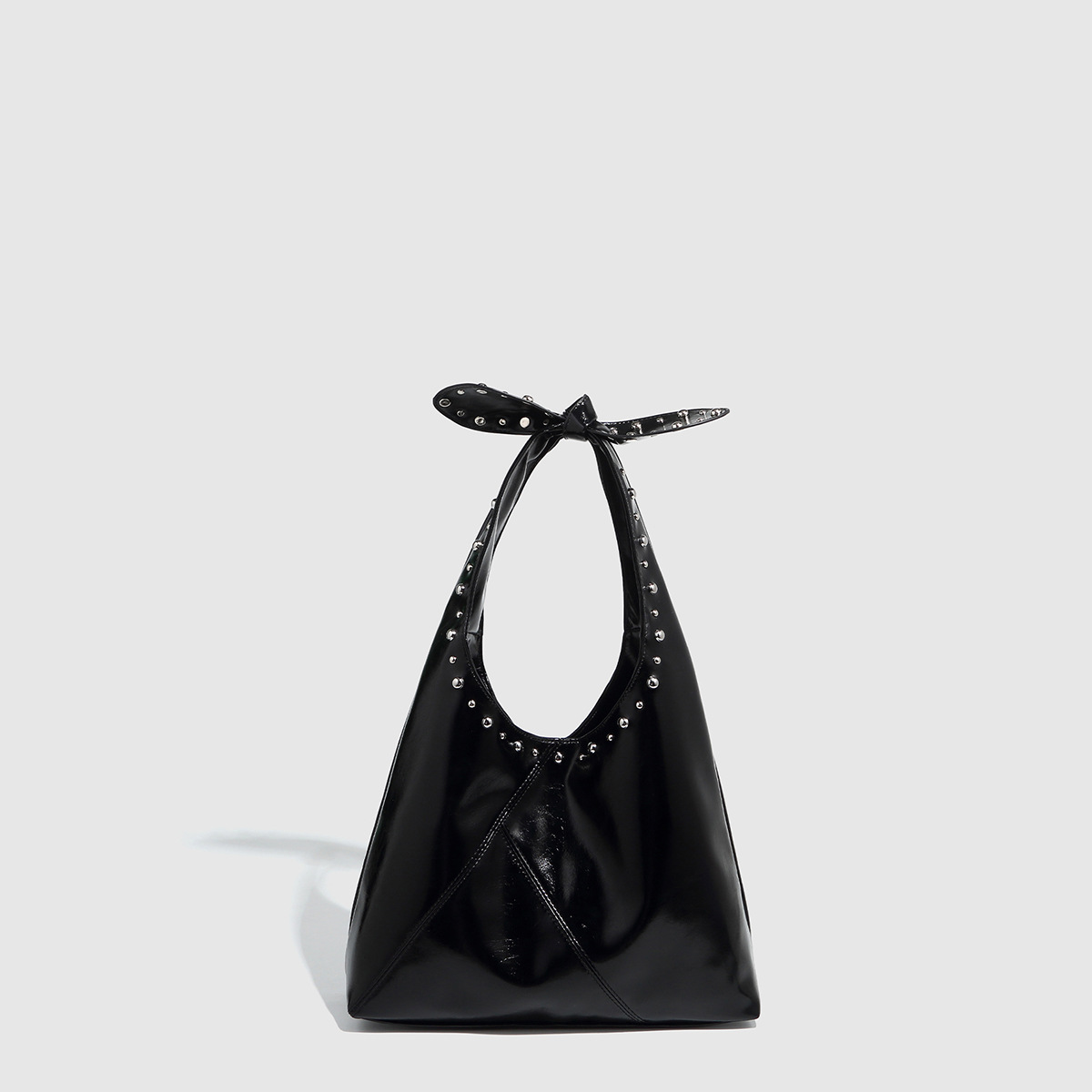 Damen Schultertasche Mit Nieten Und Schleifen ⎜ Stylische Bucket Bag Mit Weichem Tragegriff