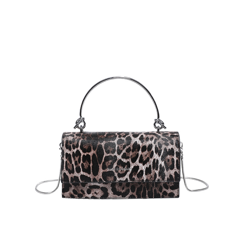 Schultertasche für Damen ⎜ Modische Umhängetasche mit Leopardenmuster und Metallgriff für Ausgehen und Events