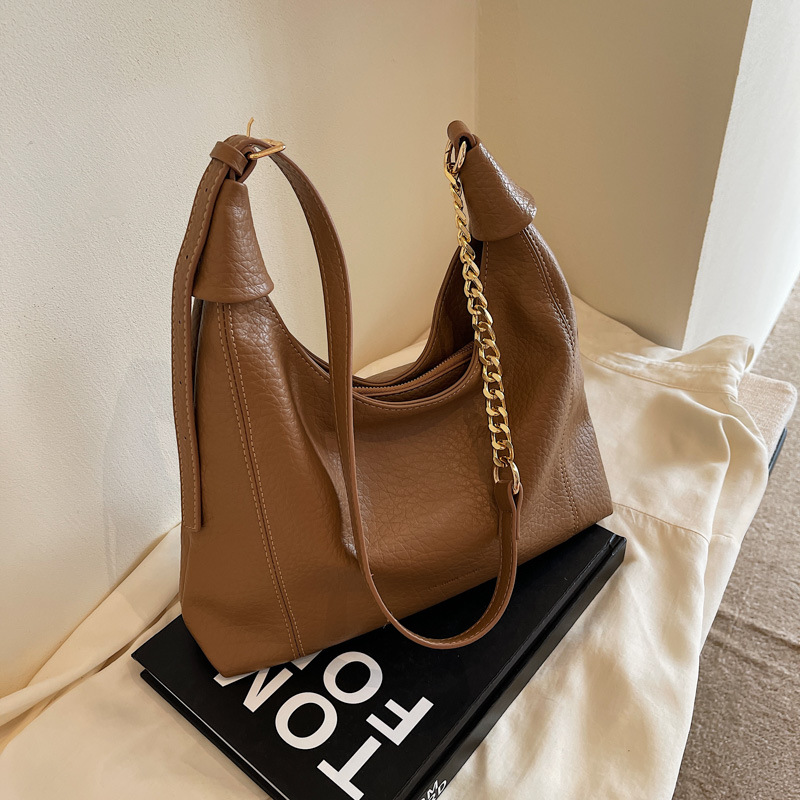 Damen Schultertasche aus Leder ⎜ Elegante Hobo Bag mit Kette für Alltag und Büro
