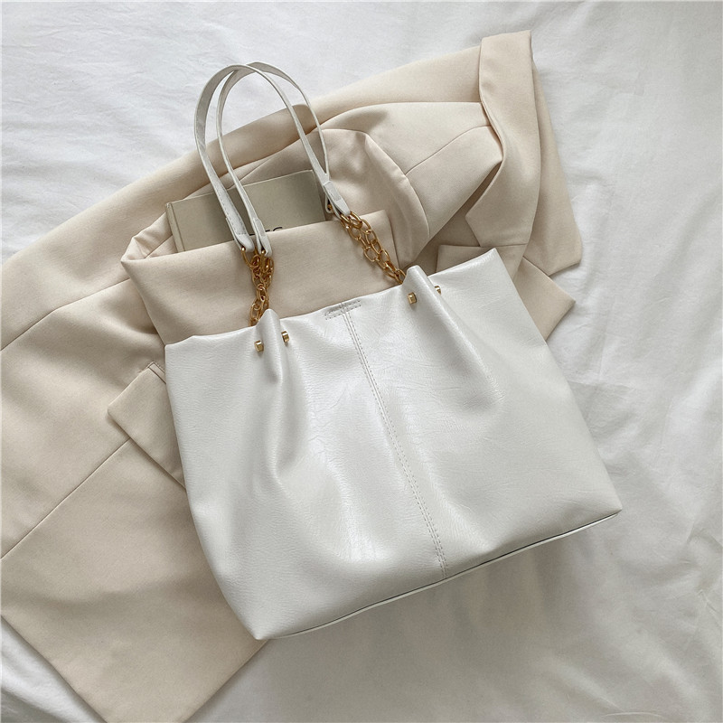 Shopper Tasche mit Kettenriemen ⎜ Große Tragetasche für Damen aus Weichem Material und Viel Stauraum