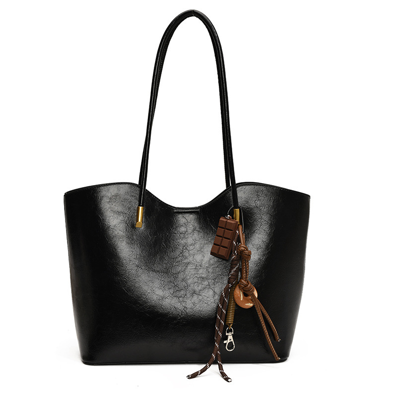 Damen Schultertasche in Lederoptik ⎜ Geräumige Alltagstasche mit Retro-Design und praktischer Innenaufteilung