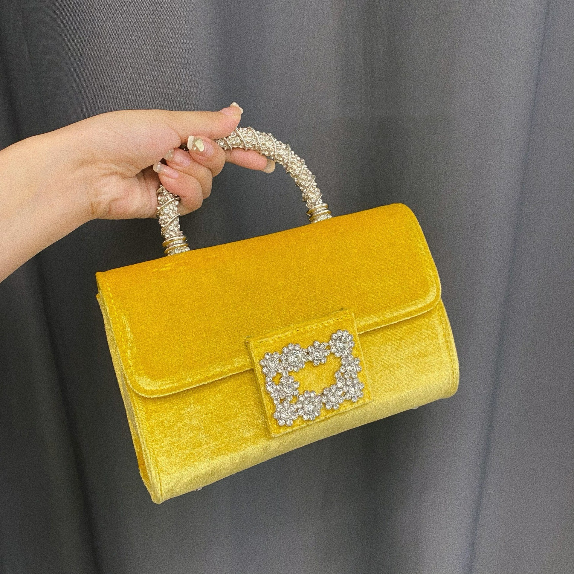 Clutch Tasche für Damen ⎜ Elegante Samttasche mit Strass für Abend, Party und besondere Anlässe