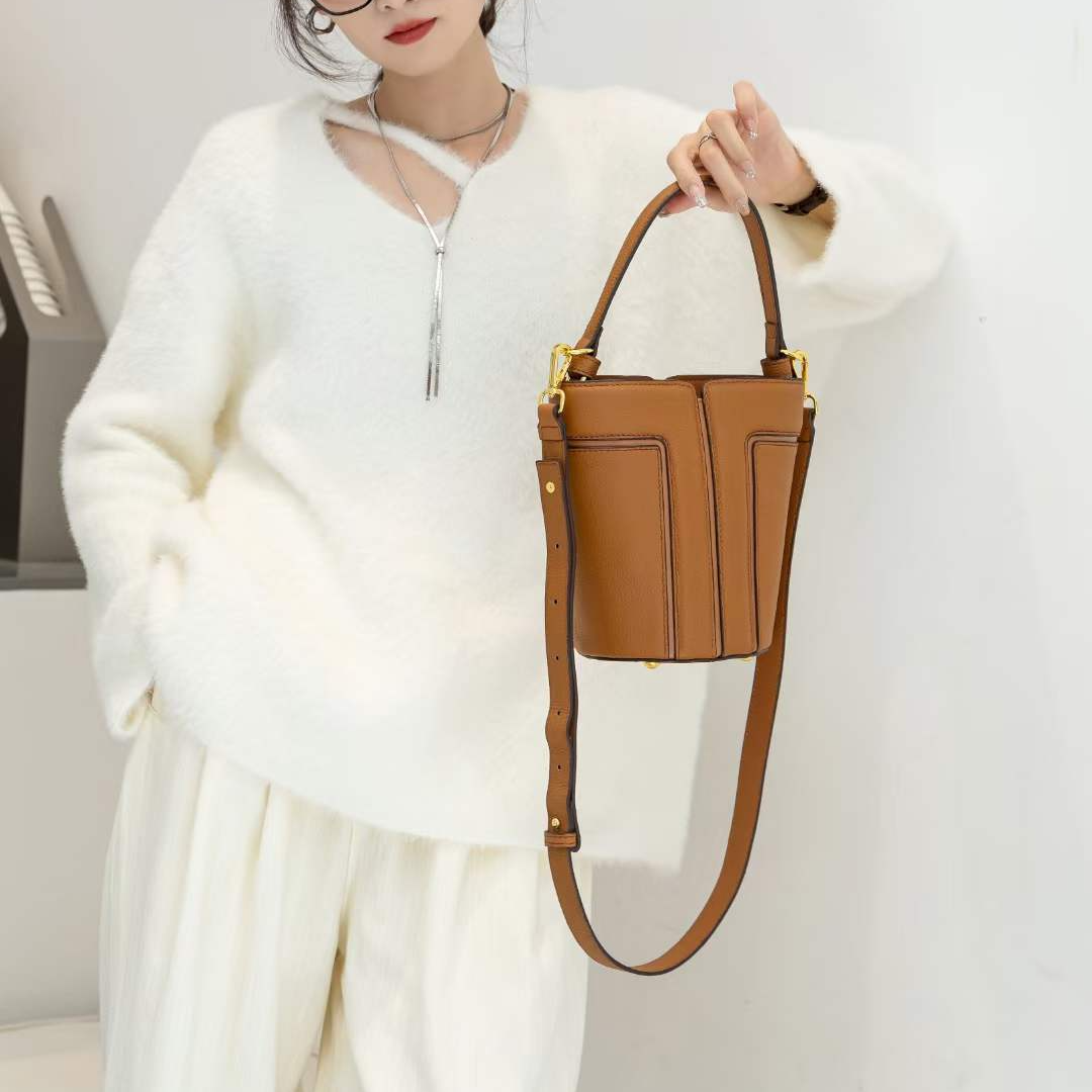 Damen Schultertasche ⎜ Stylische Bucket Bag mit großem Stauraum für Alltag und City-Look