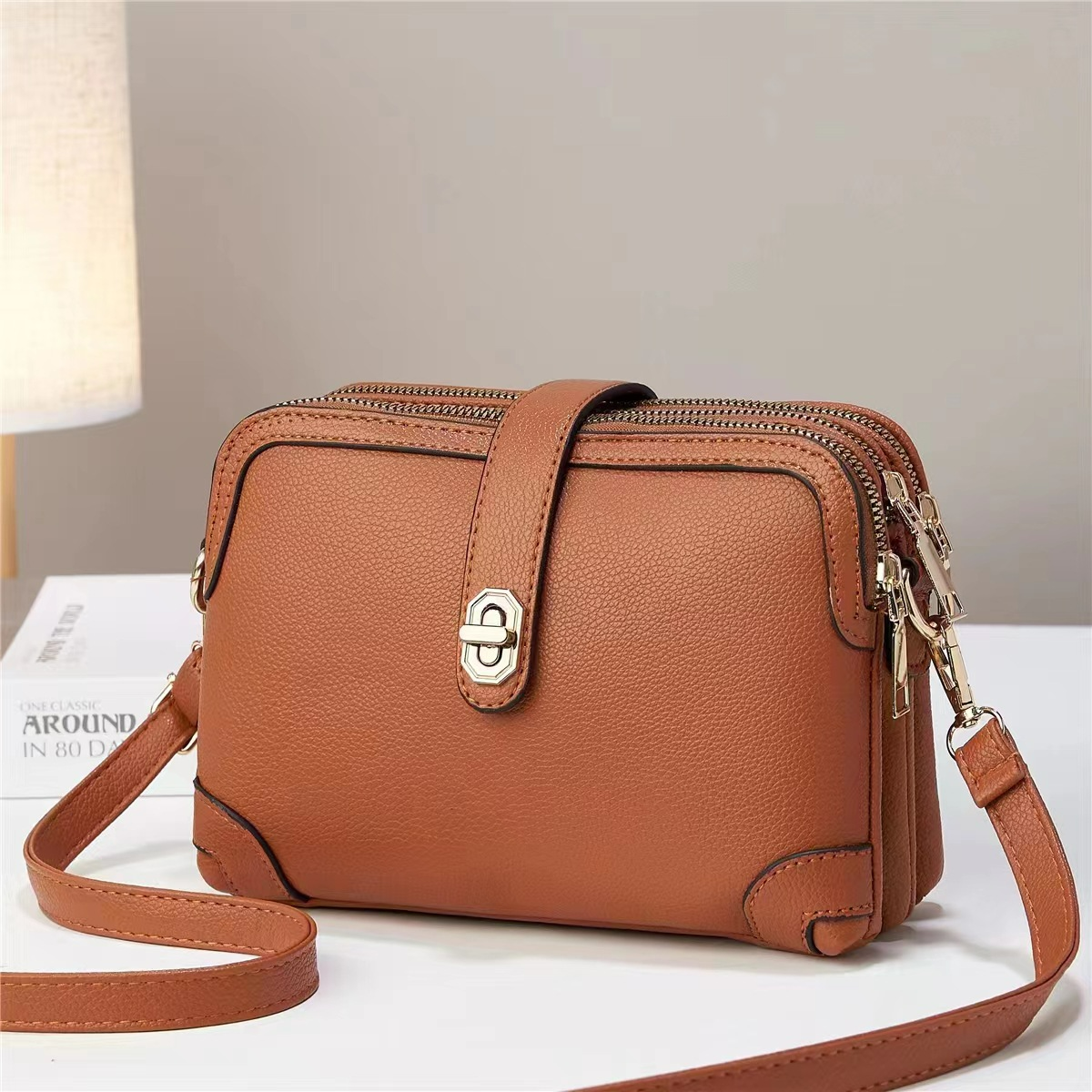 Umhängetasche für Damen ⎜ Kompakte Ledertasche mit Mehrfachfächern und sicherem Verschluss