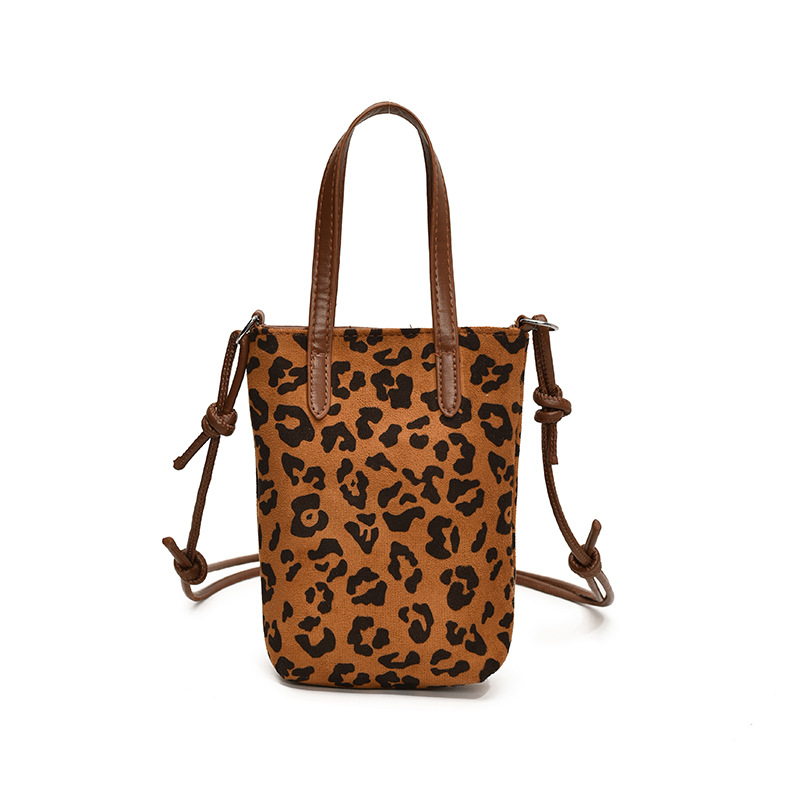 Damentasche mit Schulterriemen ⎜ Kompakte Handytasche mit Leopardenmuster