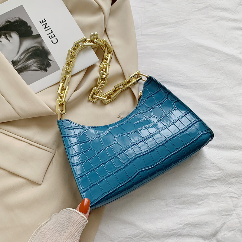 Schultertasche für Damen ⎜ Stilvolle Unterarmtasche mit Krokoprägung und goldener Gliederkette