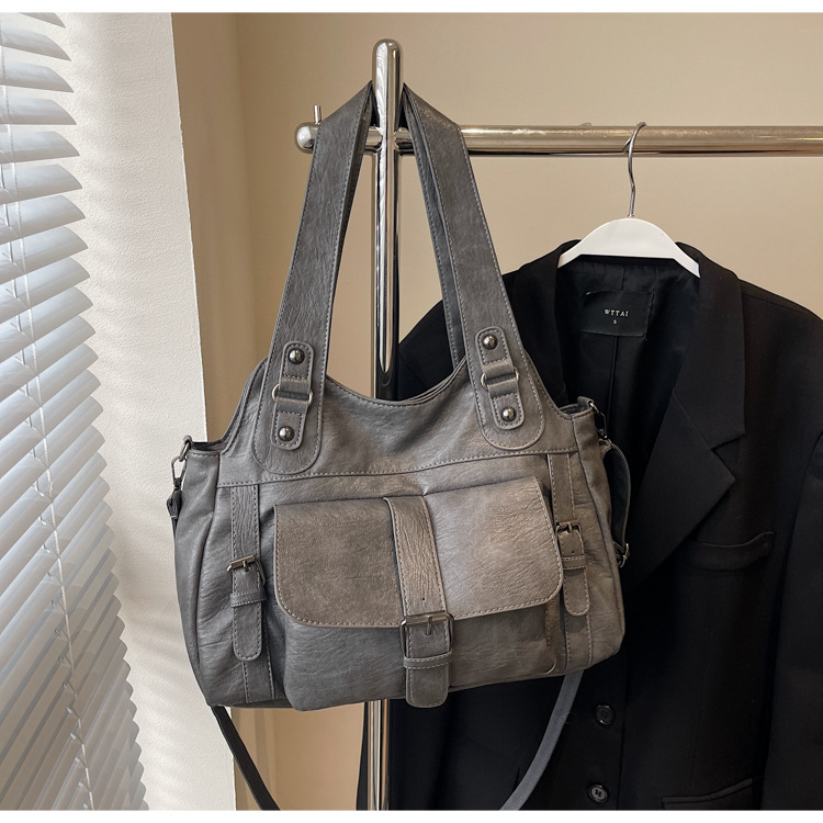 Damen Schultertasche ⎜ Geräumige Alltagstasche mit Frontfach und Doppeltem Tragegriff