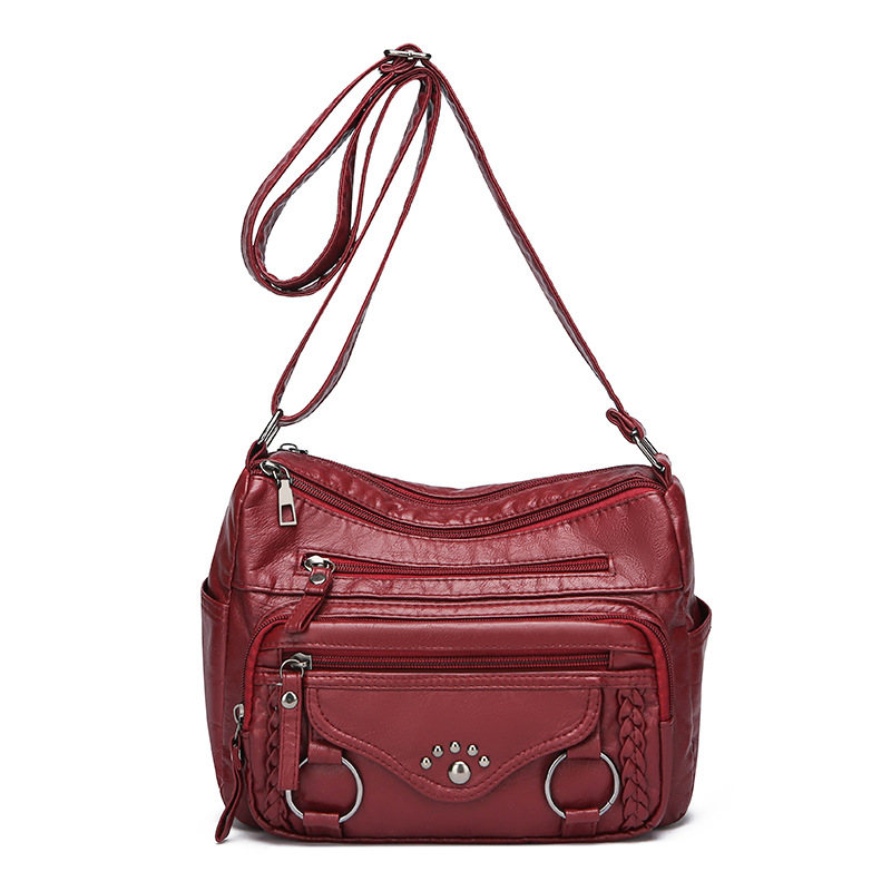Umhängetasche für Damen ⎜ Weiche Schultertasche aus Kunstleder mit Zierdetails und praktischen Reißverschlüssen