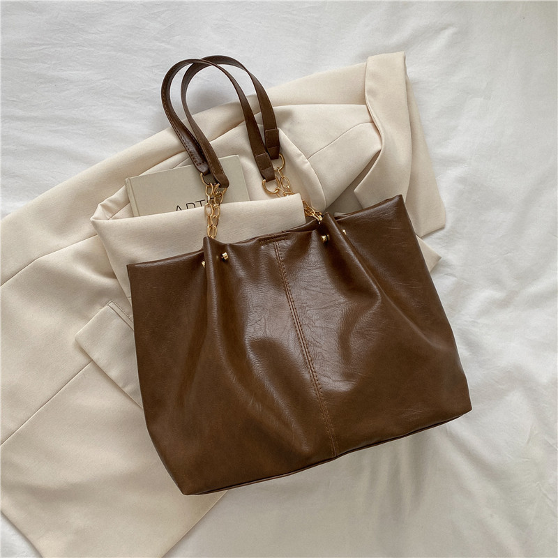 Shopper Tasche mit Kettenriemen ⎜ Große Tragetasche für Damen aus Weichem Material und Viel Stauraum