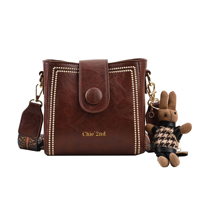 Umhängetasche für Damen ⎜ Modische Schultertasche im Retro-Look mit strukturierter Oberfläche für Alltag und Ausgehen
