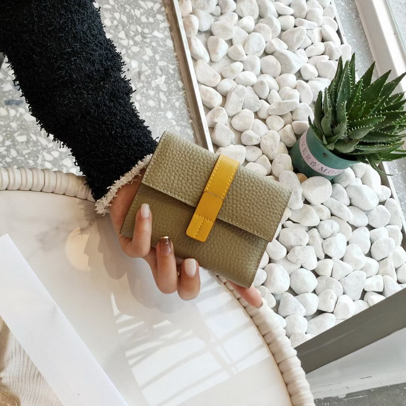 Damen Geldbörse aus Echtleder ⎜ Kurze Brieftasche mit Farbkontrast und mehreren Kartenfächern für den Alltag