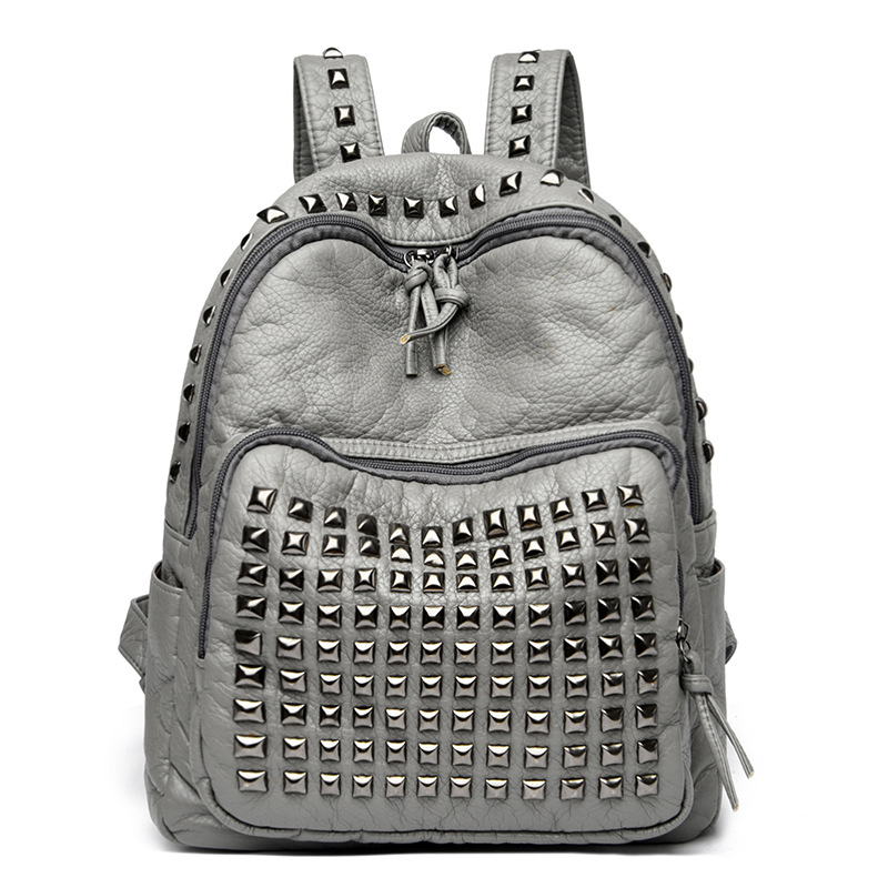 Damen Rucksack mit Nieten ⎜ Robuster Cityrucksack aus Kunstleder mit großer Kapazität für Reisen und Alltag