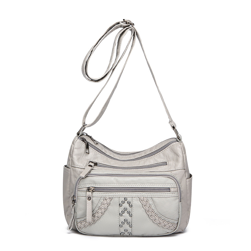 Umhängetasche für Damen ⎜ Mehrlagige Schultertasche aus Lederoptik mit Nieten und Fächern für Alltag und Freizeit