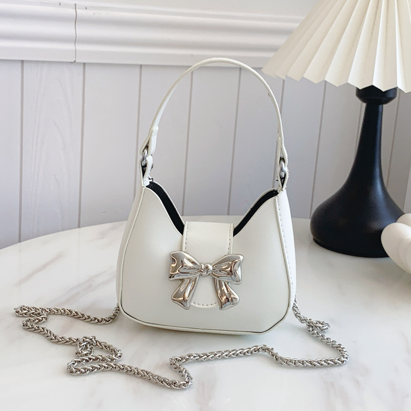 Schultertasche für Damen ⎜ Modische Halbmondtasche mit Schleifendetail für stilvolle Alltagsoutfits
