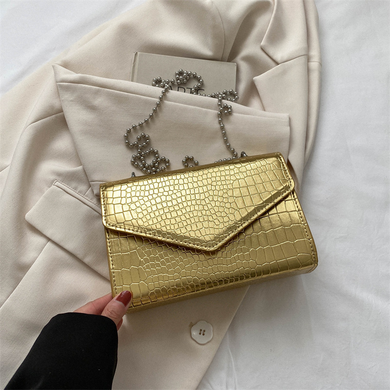 Elegante Handtasche für Damen ⎜ Schlichtes Design mit edlem Quilting und praktischer Schultertragefunktion