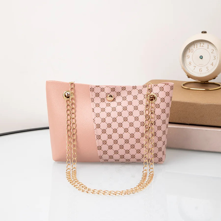 Umhängetasche für Damen ⎜ Elegante Schultertasche mit Kettenriemen und gemustertem Design für Ausgehen und Events