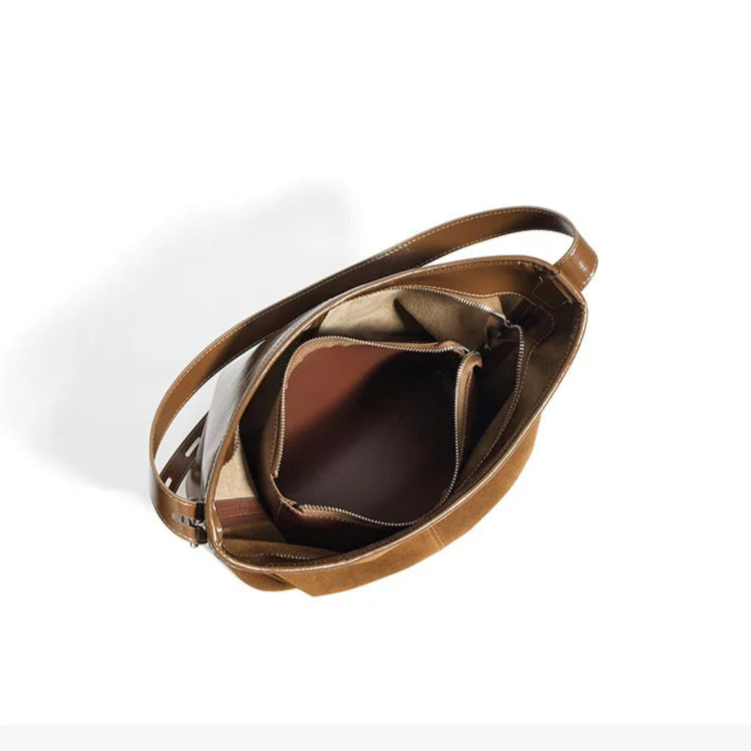 Umhängetasche aus Veloursleder ⎜ Weiche Retro Schultertasche mit verstellbarem Riemen und Innenfach