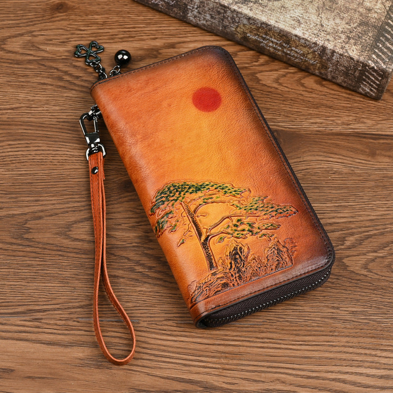 Damen Leder-Geldbörse ⎜ Lange Brieftasche mit geprägtem Baum-Motiv und praktischer Handgelenkband-Schlaufe