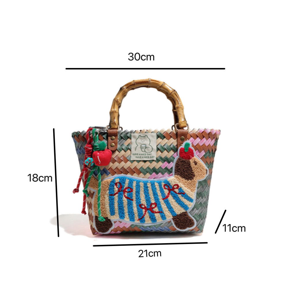 Strandtasche für Damen ⎜ Bunte Korbtasche im Vintage-Stil mit Hundemotiv und stabilen Henkeln