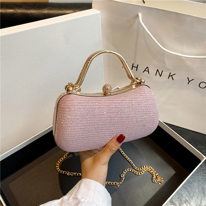 Clutch für Damen ⎜ Luxuriöse Abendtasche mit Strasshenkel und Kettenriemen für festliche Anlässe
