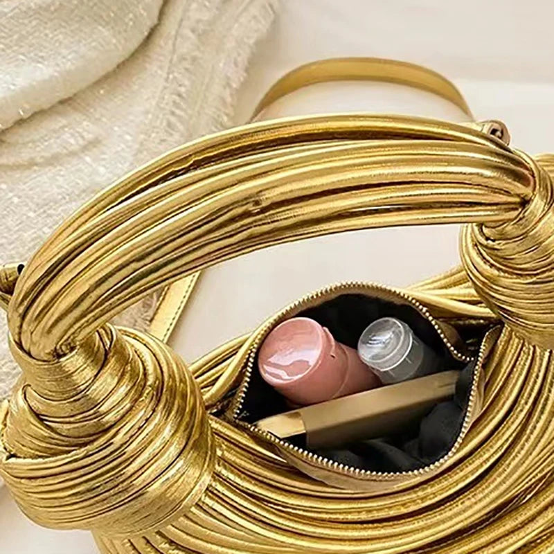 Designertasche für Damen ⎜ Glänzende Schultertasche für stylische Auftritte und besondere Anlässe