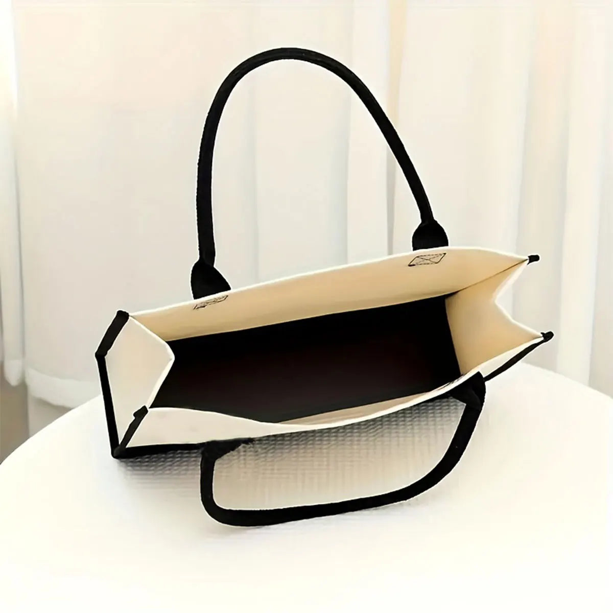 Shopper-Tasche für Damen ⎜ Personalisierte Canvas-Tasche mit Buchstabenprint für Alltag, Arbeit und Einkauf