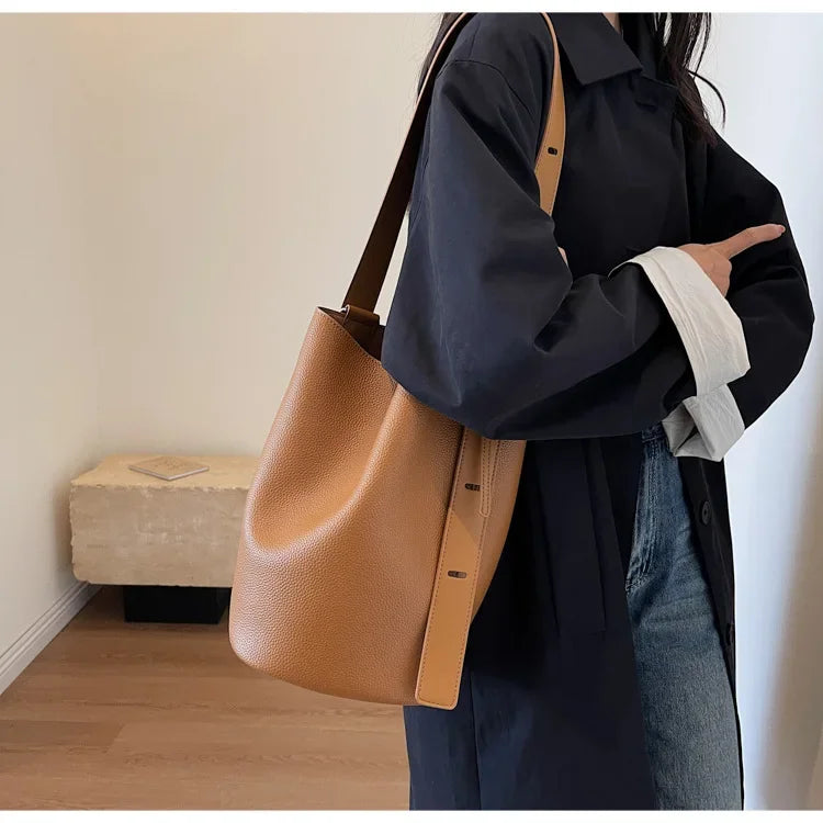 Damen Schultertasche ⎜ Retro Stil mit Großem Fassungsvermögen und Verstellbarem Trageriemen