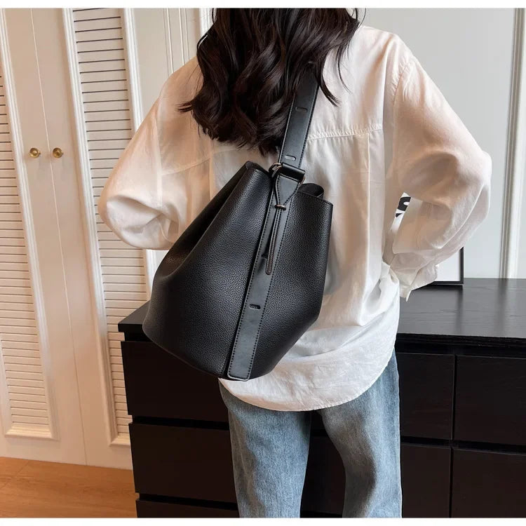 Damen Schultertasche ⎜ Retro Stil mit Großem Fassungsvermögen und Verstellbarem Trageriemen