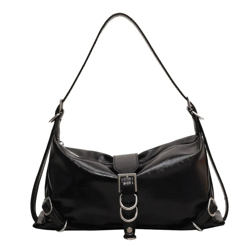 Schultertasche für Damen ⎜ Modische Underarm-Bag aus Lackleder mit Schnallen und großem Stauraum für den Alltag