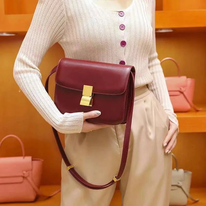 Retro Umhängetasche für Damen ⎜ Elegantes Design aus Leder mit goldener Schnalle und verstellbarem Träger