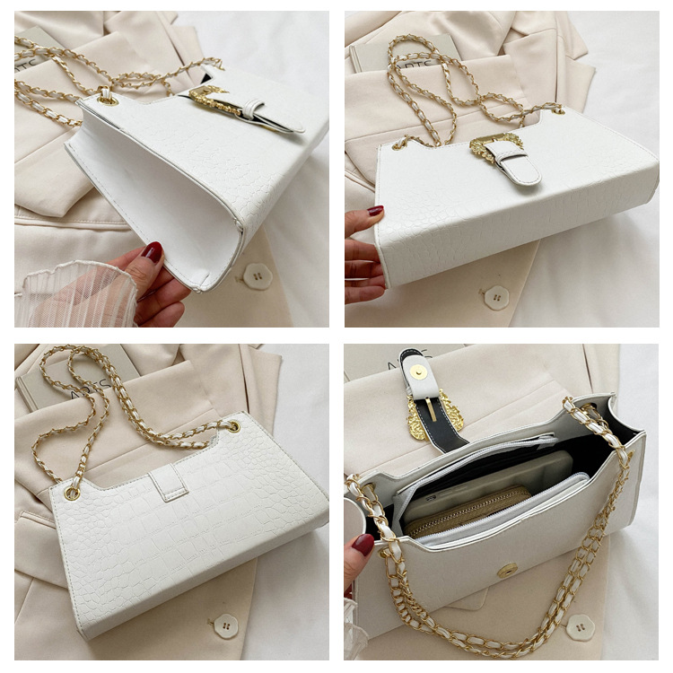 Kleine Umhängetasche für Damen ⎜ Krokodilleder-Look mit goldener Kette