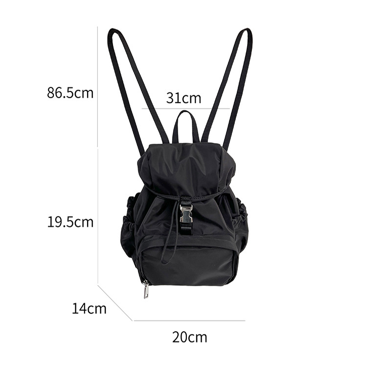Damen Rucksack aus Nylon ⎜ Leichter Freizeitrucksack in kompakter Größe mit Seitentaschen für Alltag & Schule