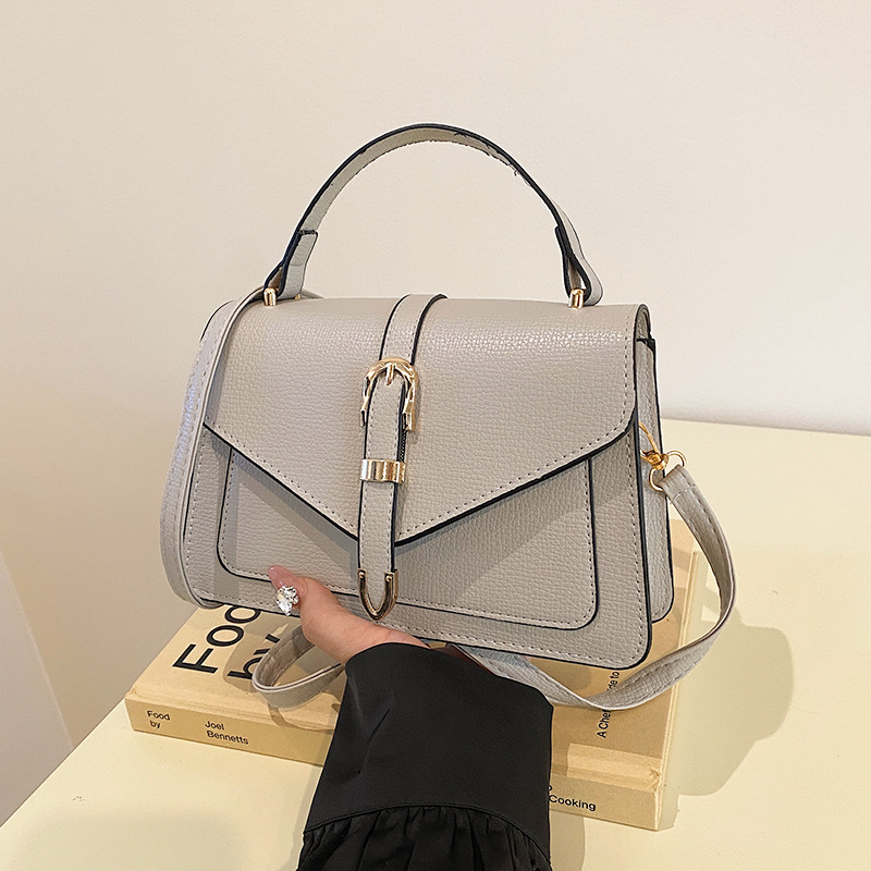 Damen Umhängetasche mit Schnalle ⎜ Elegante Handtasche in klassischem Design für Alltag und Ausgehen