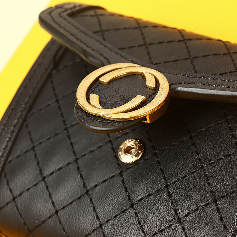 Damen Geldbörse mit Druckknopf ⎜ Kurze Brieftasche mit Rautensteppung und Fächern für Karten und Münzen