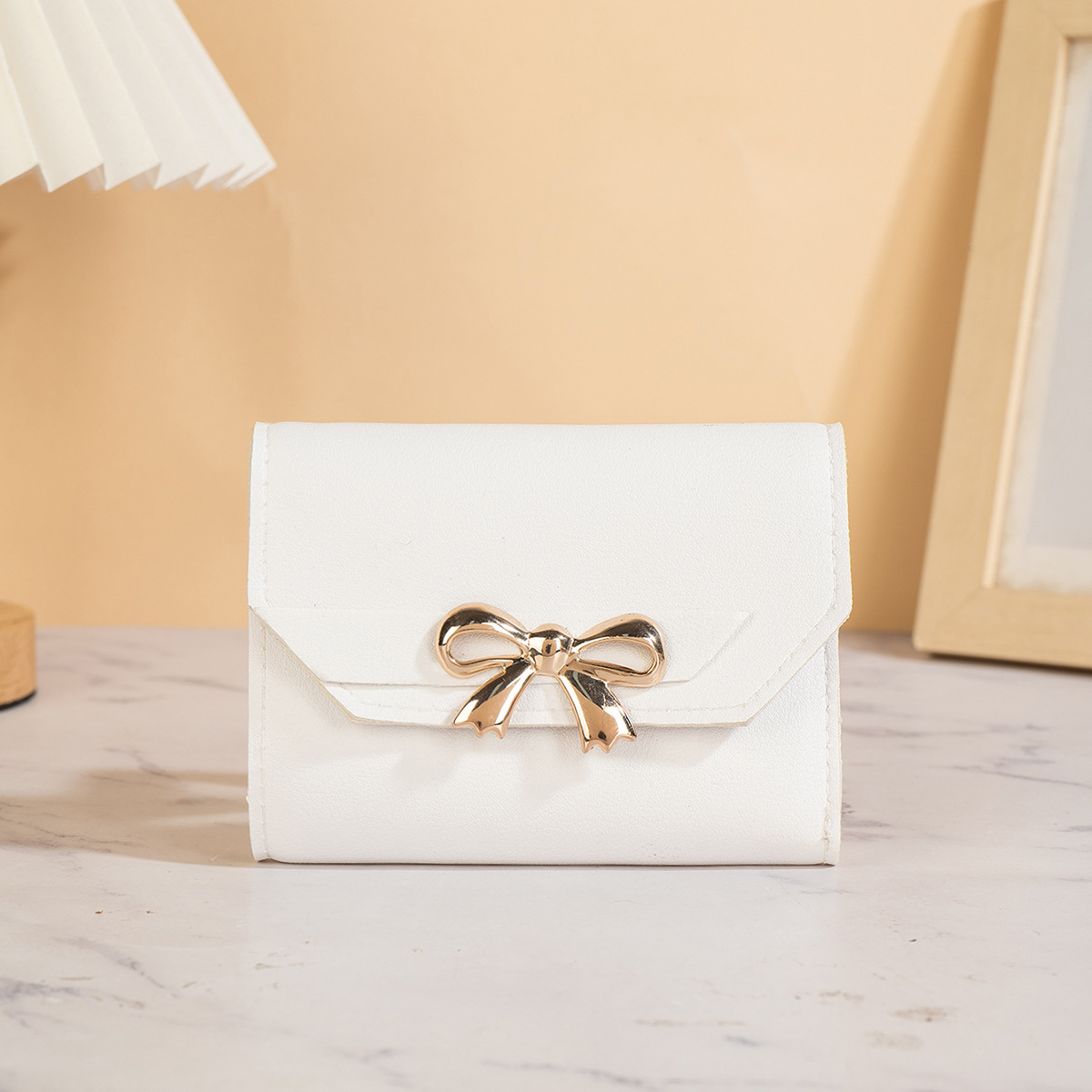 Damen Geldbörse mit Schleife ⎜ Kompakte dreifach faltbare Brieftasche mit Druckknopf und elegantem Design