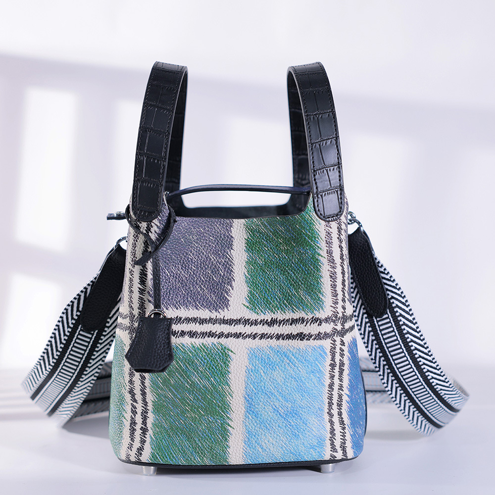 Handtasche mit Kunst-Design ⎜ Rindleder-Tasche mit Verstellbarem Schulterriemen und Stilvollem Muster