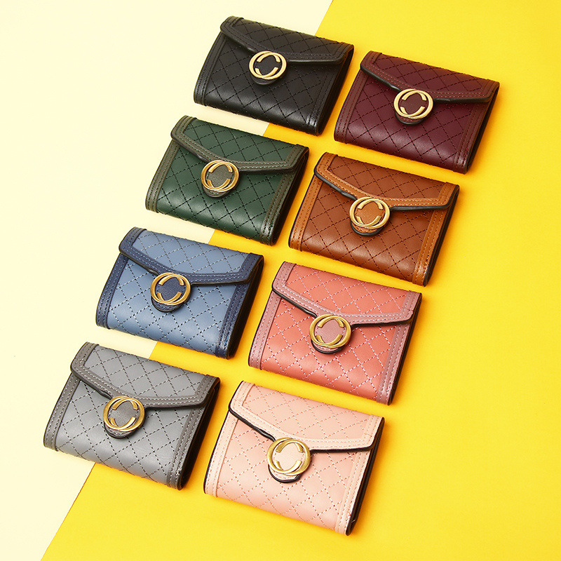 Damen Geldbörse mit Druckknopf ⎜ Kurze Brieftasche mit Rautensteppung und Fächern für Karten und Münzen