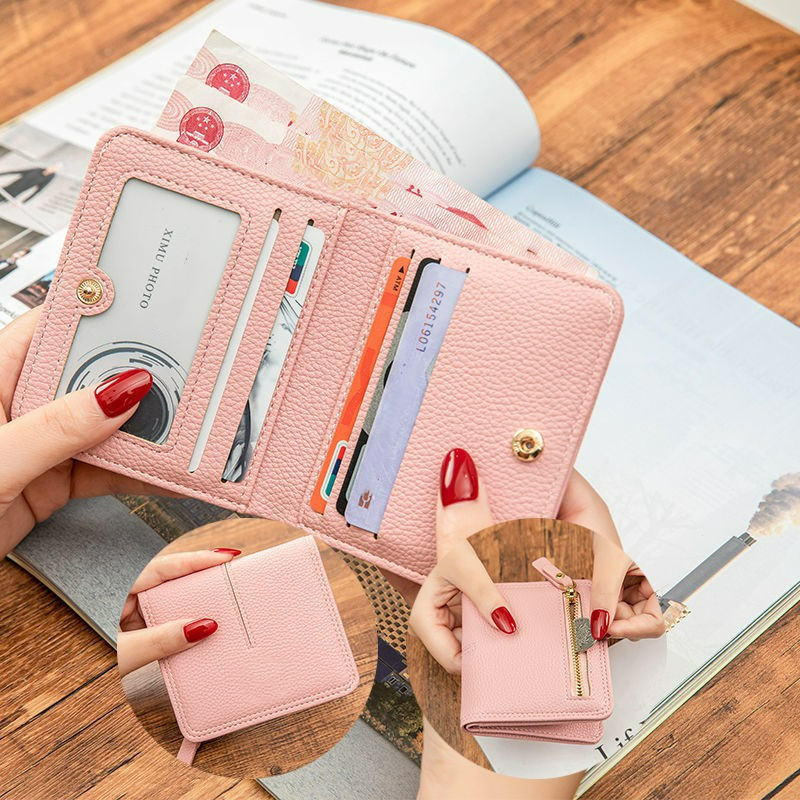 Kompakte Geldbörse aus Leder ⎜ Mini-Portemonnaie mit Ausweisfach und Schutz für Führerschein oder Karten