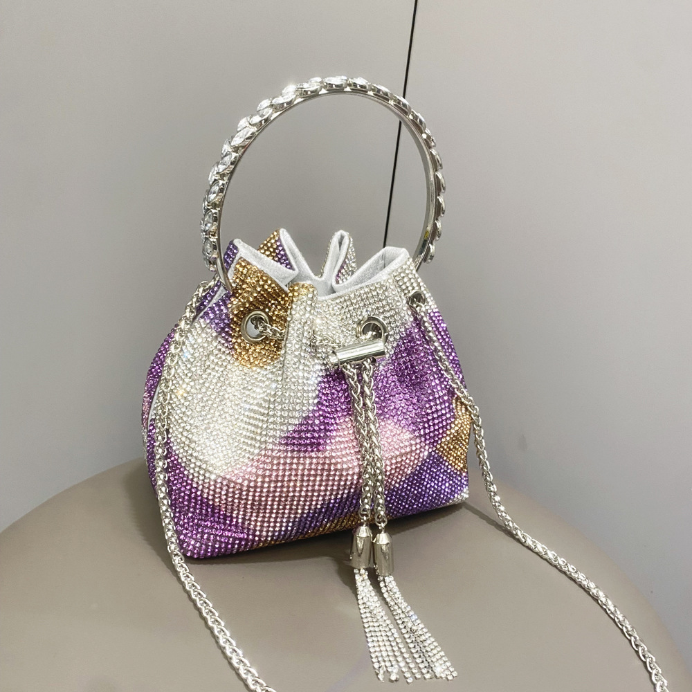 Glitzernde Handtasche für Damen ⎜ Funkeleffekt-Design mit Kettenriemen und stilvollem Griff