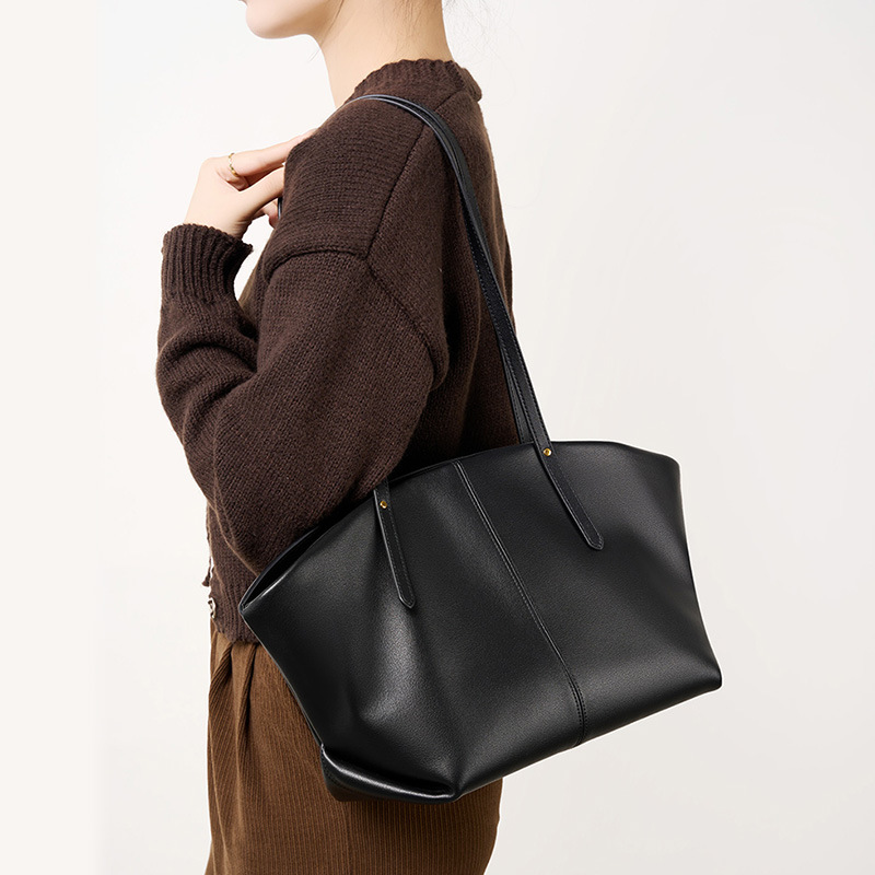 Shopper Tasche für Damen ⎜ Modische Tragetasche aus Lederoptik mit extra viel Stauraum für Alltag und Freizeit