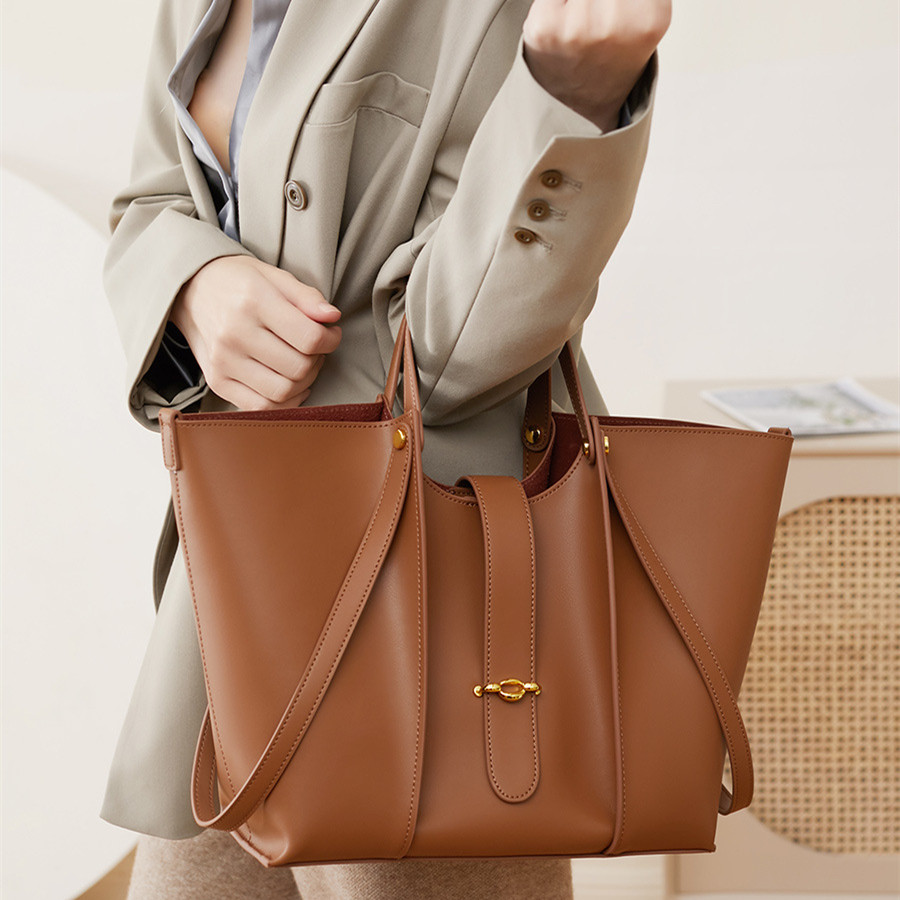 Shopper Tasche für Damen aus Rindsleder ⎜ Elegante Tragetasche mit viel Stauraum für Büro, Alltag und Freizeit