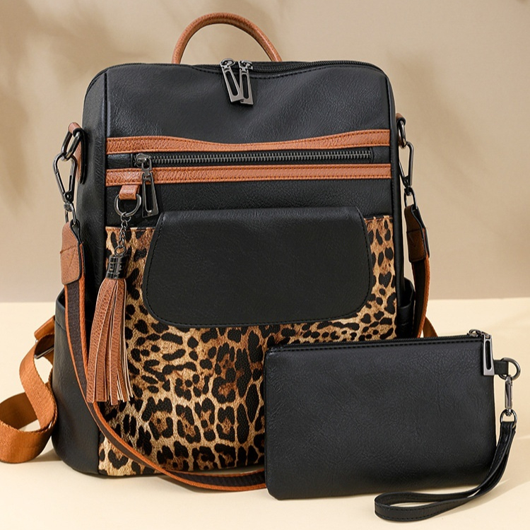 Damen Rucksack mit Leopardenmuster ⎜ Großer Vintage Tagesrucksack mit viel Stauraum und Reißverschlusstaschen